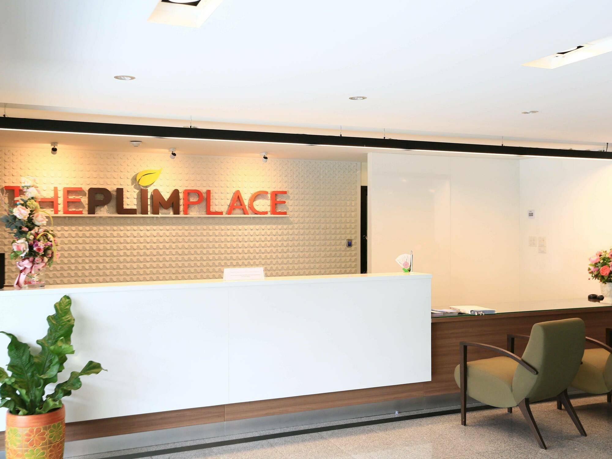The Plimplace Hotel Bangkok Exteriör bild